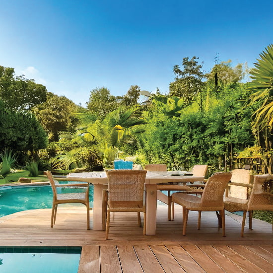 Godrej Miraya, Dining Terrace