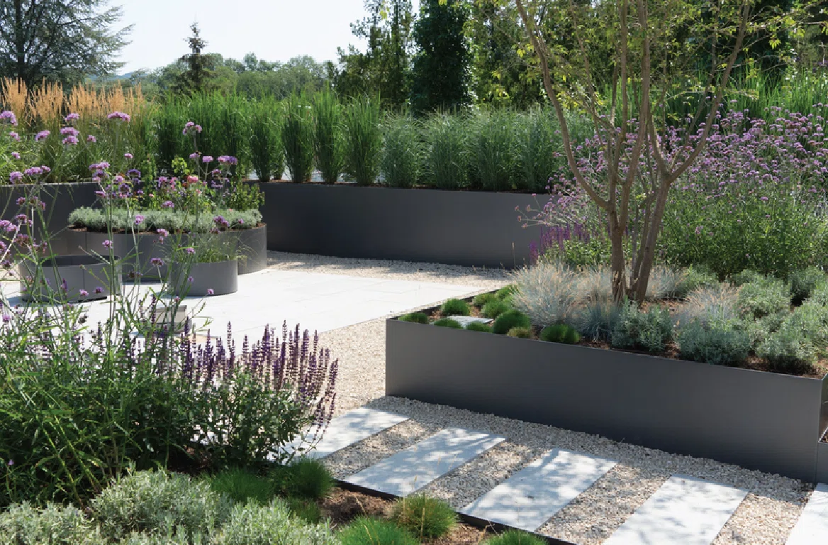 Godrej Skyshore, Themed Landscape Garden
