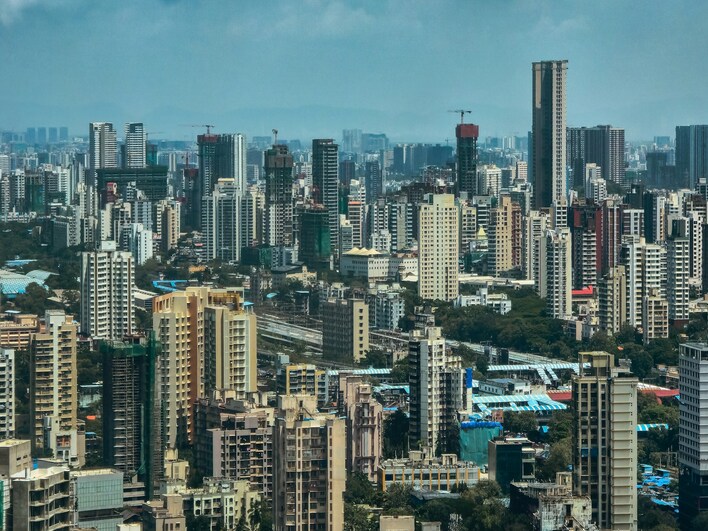 Raipur real estate expansion with residential and commercial projects